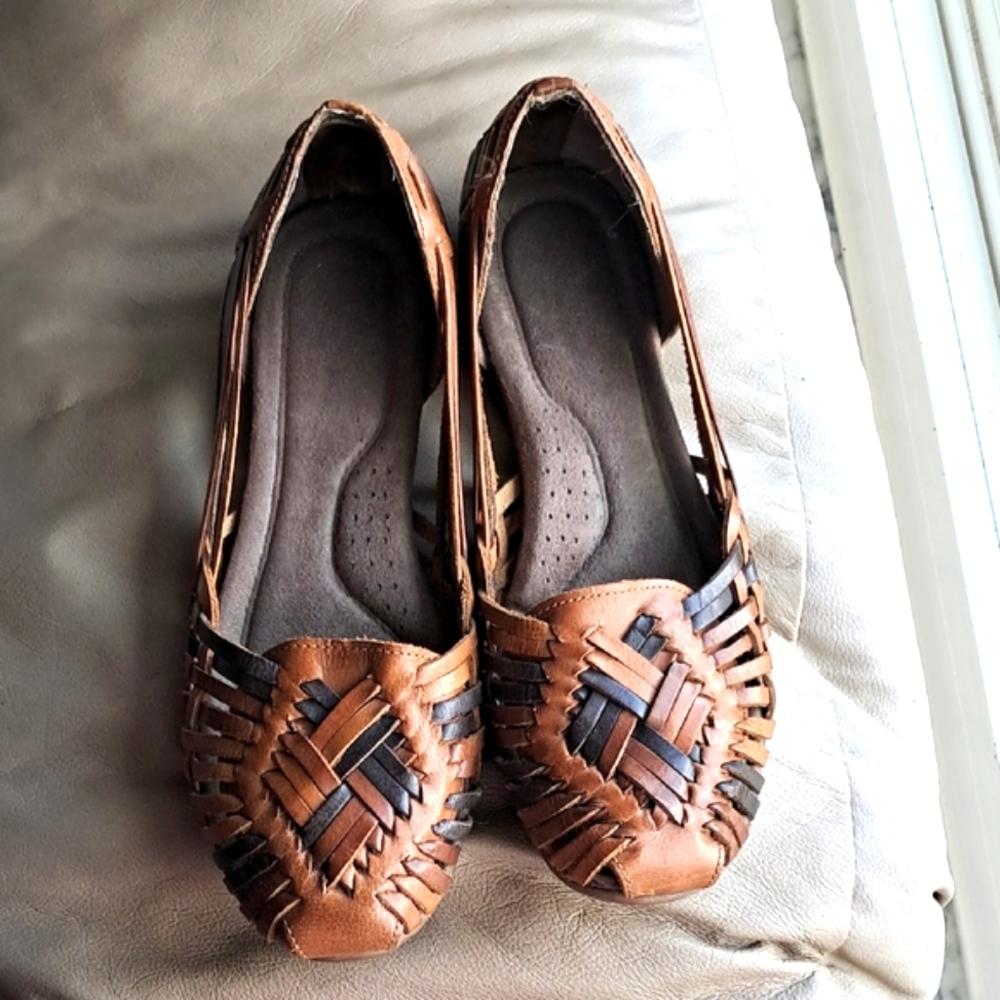 Natural Soul Leather Brown Flats